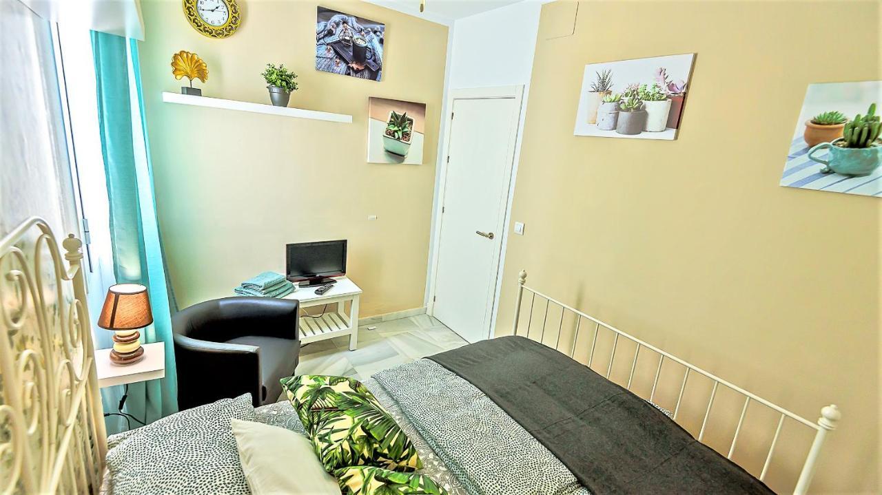 Palacios Deluxe Apartment With Elevator إل بويرتو دي سانتا ماريا المظهر الخارجي الصورة